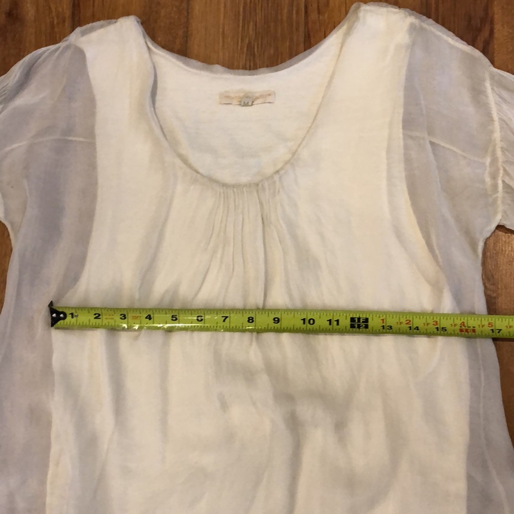 Pure silk poet blouse with lace insert and abalone buttons - Picture 11 of 15